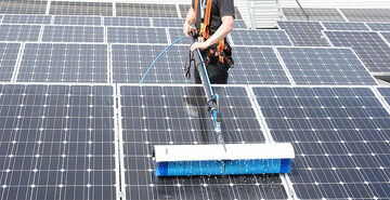 Nettoyage de panneaux solaires