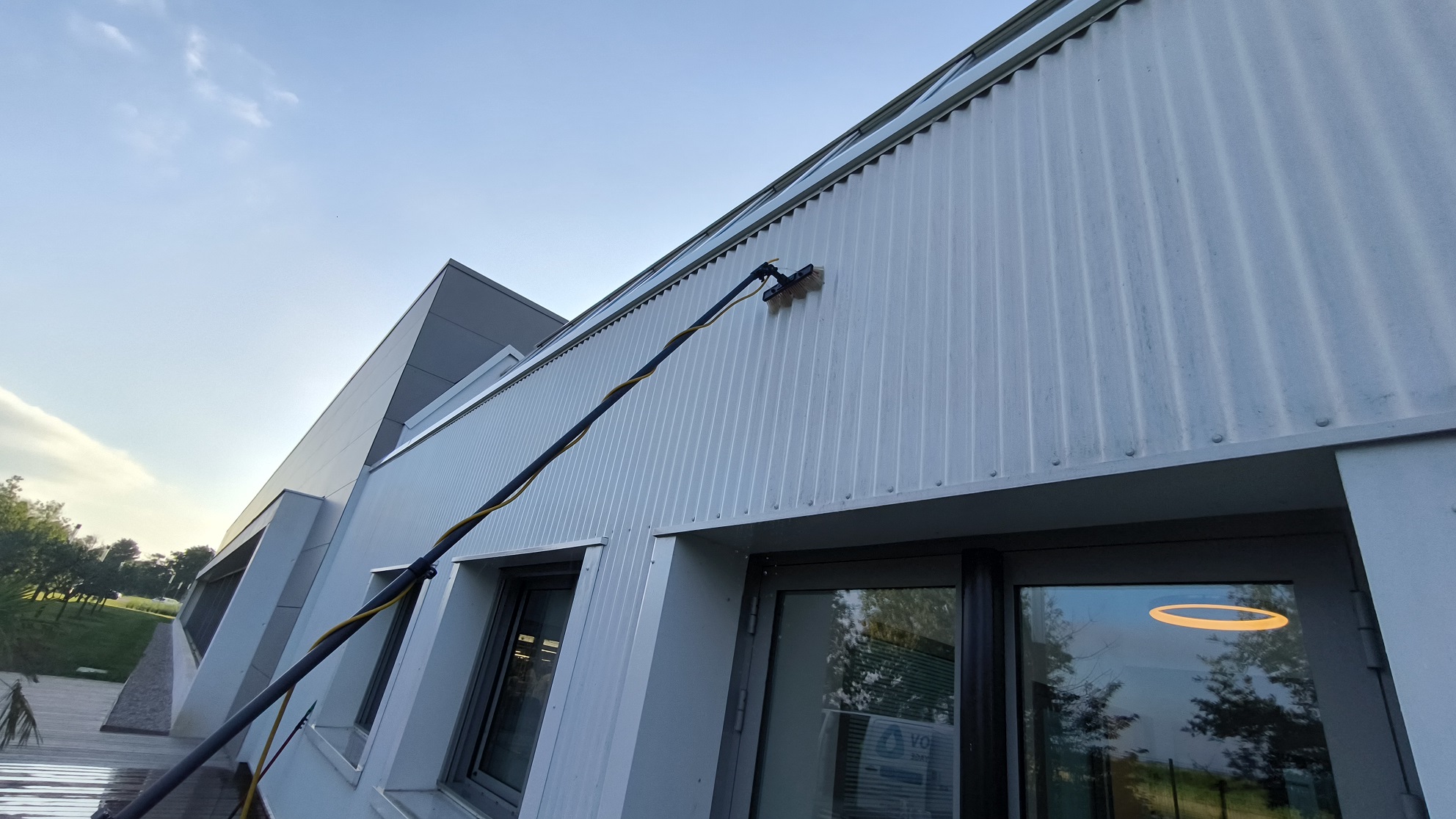 Nettoyage des vitres en hauteur fixe